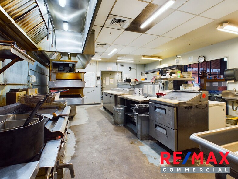 More Photos Of 1057 Sheridan Ave, Cody Restaurant For Sale