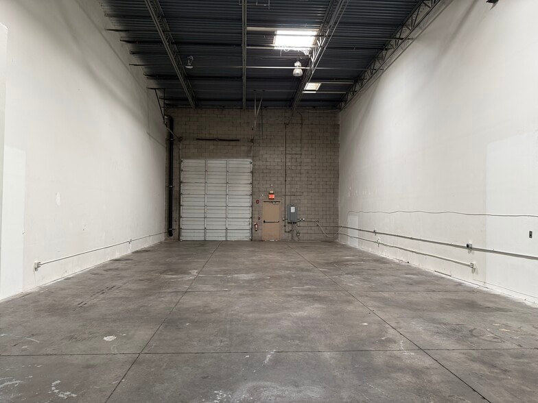 More Photos Of 500-600 N Bullard Ave, Goodyear Unknown For Lease