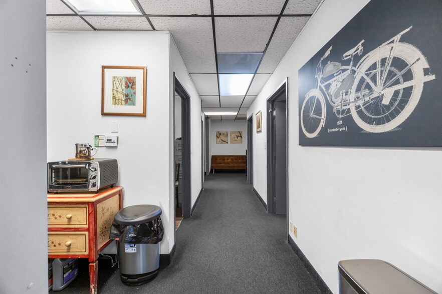 More Photos Of 630-640 S Glassell St, Orange Office For Sale