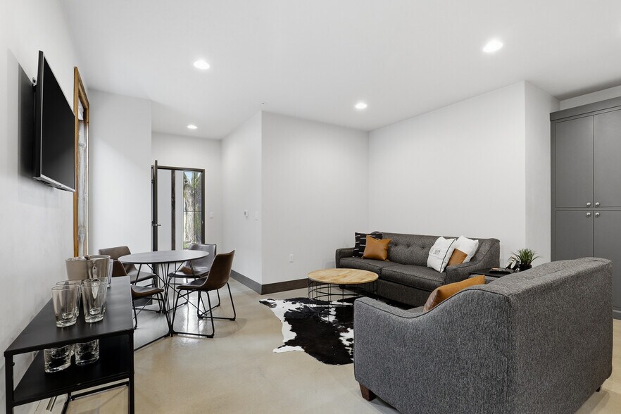 More Photos Of 171 E Rhine St, Elkhart Lake Apartments For Sale