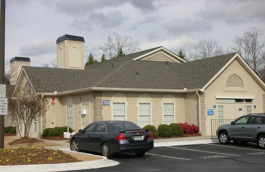 More Photos Of 1260 Upper Hembree Rd, Roswell Medical For Sale