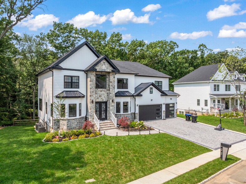 More Photos Of 8 Winthrop ct, East Brunswick Land For Sale