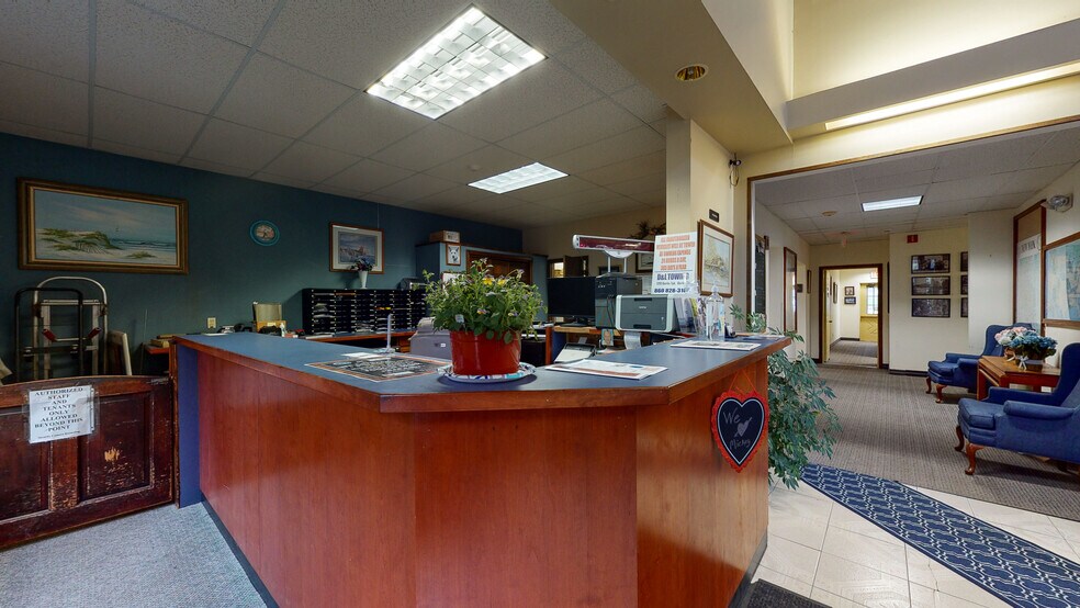 More Photos Of 6 Way Rd, Middlefield Office For Lease