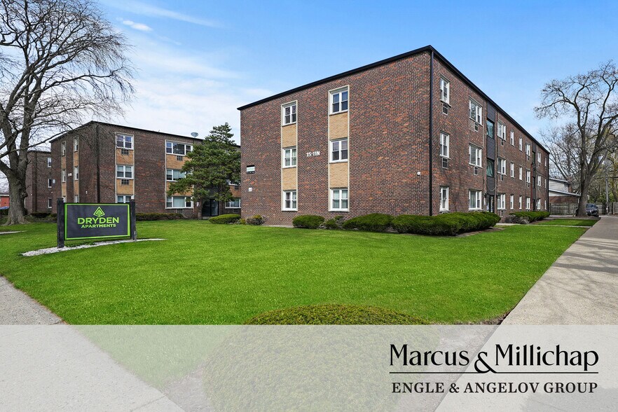 121 North Dryden Place, Arlington Heights, IL 60004 Apartments For
