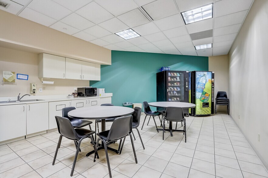 More Photos Of 2820 Walton Commons W, Madison Office For Lease