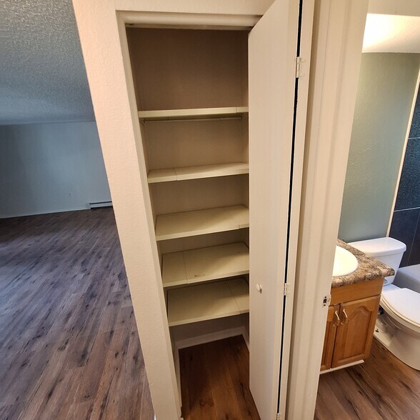 More Photos Of 1065 Magnolia St, Colorado Springs Apartments For Sale