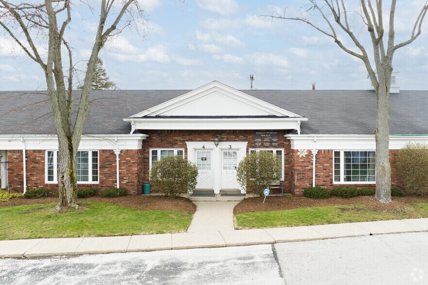 More Photos Of 5800 Monroe St, Sylvania Office For Sale