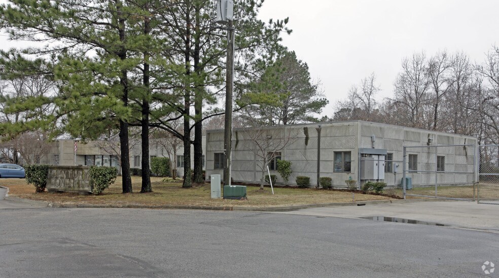 More Photos Of 1364 Air Rail Ave, Virginia Beach Truck Terminal For Lease