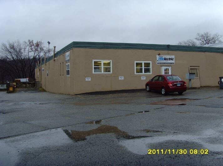 More Photos Of 33 Hull St, Shelton Distribution For Lease