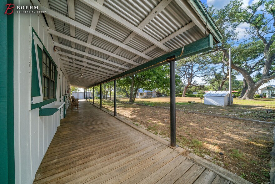 More Photos Of 137 Old San Antonio Rd, Boerne Apartments For Sale