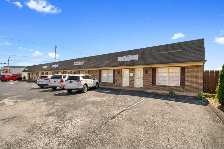 More Photos Of 5803-5805 Lee Hwy, Chattanooga Medical For Sale