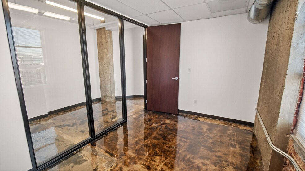 More Photos Of 235-247 E Broadway, Long Beach Office For Lease