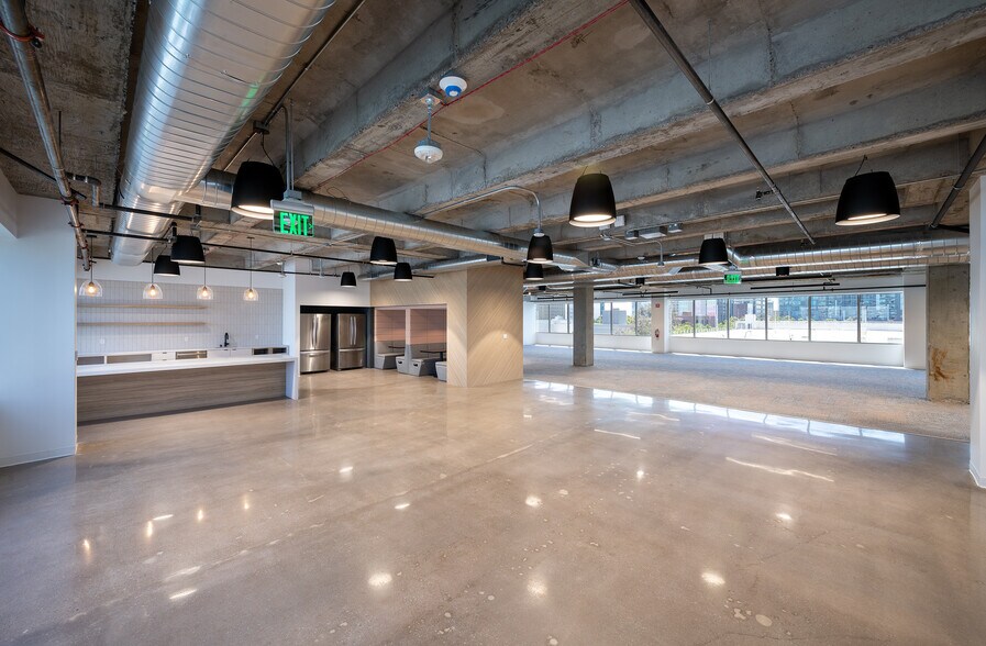 More Photos Of 111 W Saint John St, San Jose Unknown For Lease