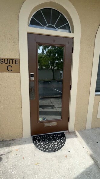 Primary Photo Of 15303 Amberly Dr, Tampa Medical For Lease
