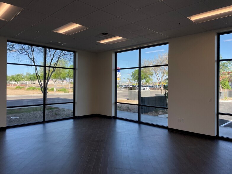 More Photos Of 13685 W Test Dr, Goodyear Distribution For Lease