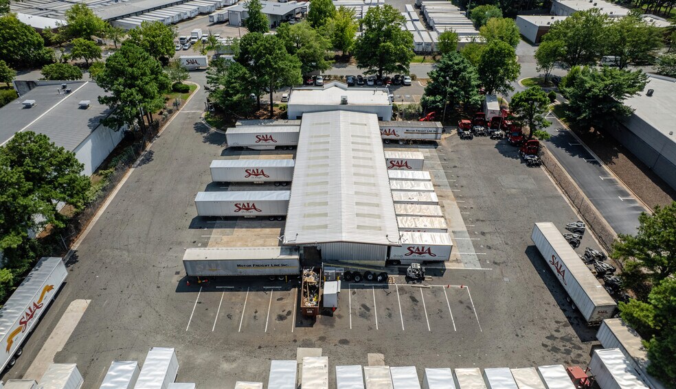More Photos Of 7508 Precision Dr, Raleigh Truck Terminal For Lease