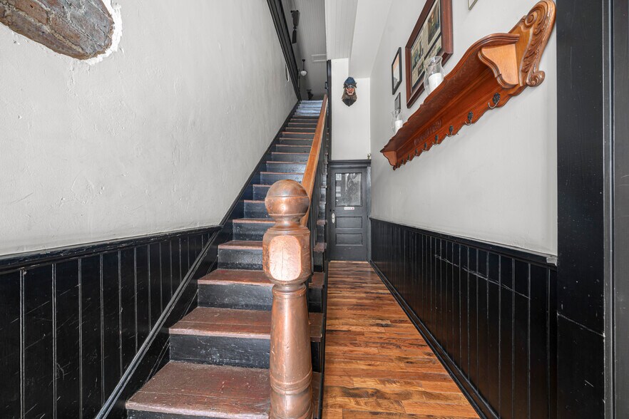 More Photos Of 411 E Front Ave, Chester Hospitality For Sale