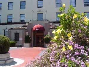More Photos Of 2536 Santa Clara Ave, Alameda Apartments For Sale