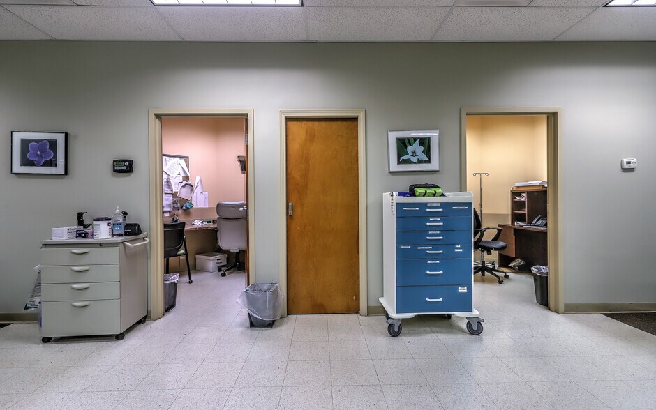 More Photos Of 236 Boston Post Rd, Orange Medical For Lease