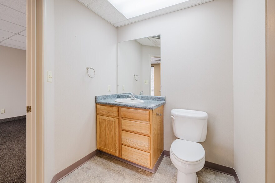 More Photos Of 1750 Manzanita Dr, Elko Office Residential For Sale