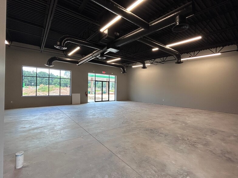 More Photos Of 6477 McEver Rd, Flowery Branch Restaurant For Lease