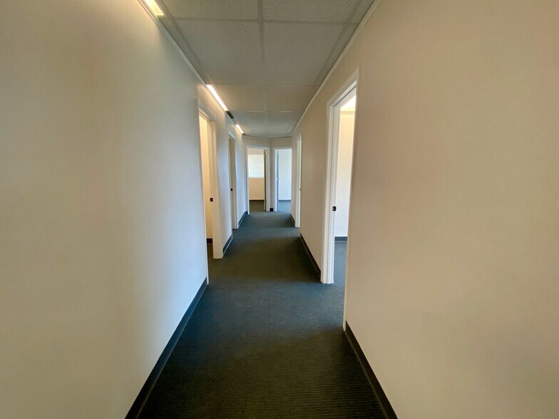 More Photos Of 14472 Commerce Park Blvd, Williston Warehouse For Sale