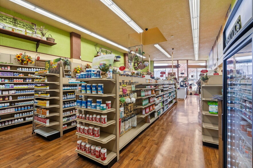 More Photos Of 12249 San Pablo Ave, Richmond Storefront For Sale