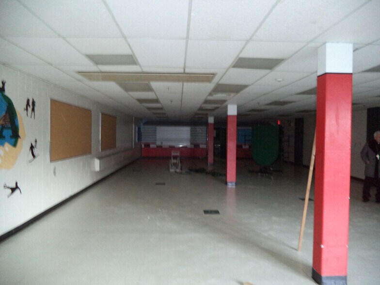 More Photos Of 10 School St, Allenstown Specialty For Sale