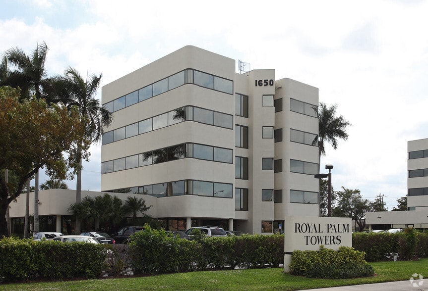 More Photos Of 1650 S Dixie Hwy, Boca Raton Medical For Sale