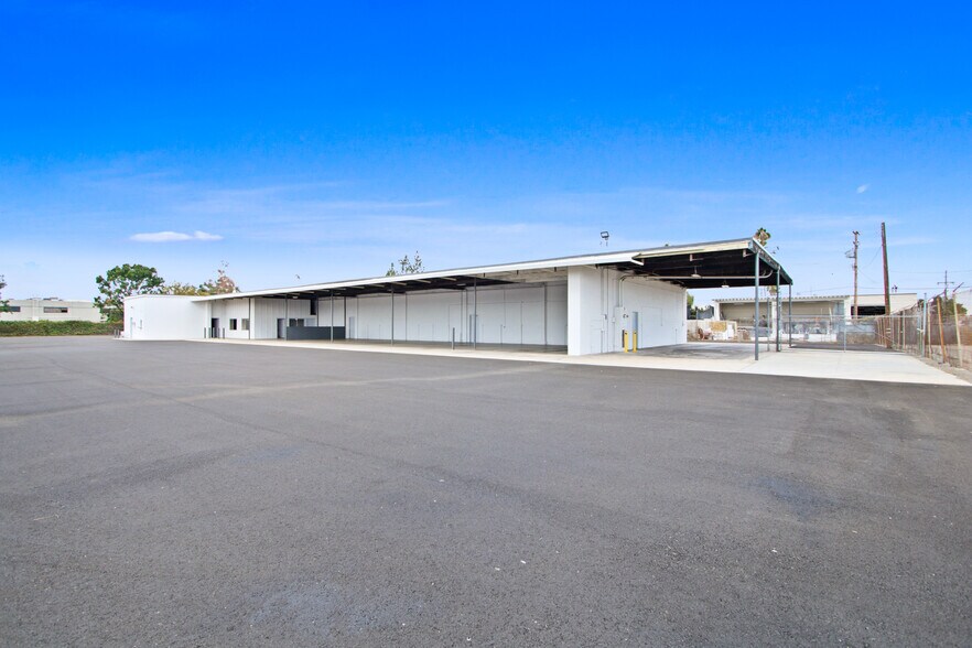 More Photos Of 621 N Main St, Orange Land For Sale