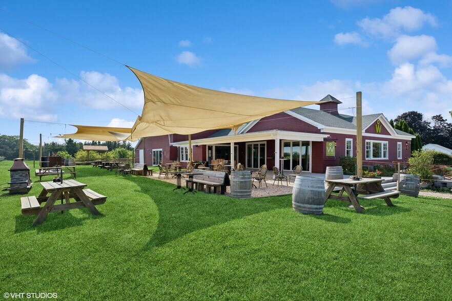 More Photos Of 5195 Old North Rd, Southold Winery Vineyard For Sale