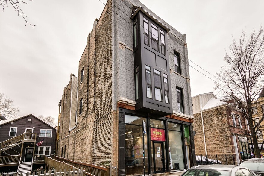 Primary Photo Of 965 W 18th St, Chicago Apartments For Sale