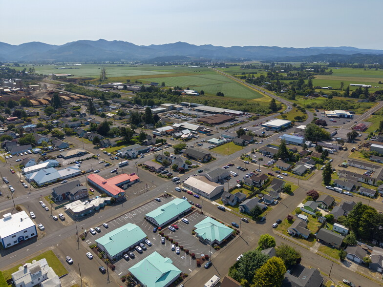 More Photos Of 815 Main Ave, Tillamook Hotel For Sale