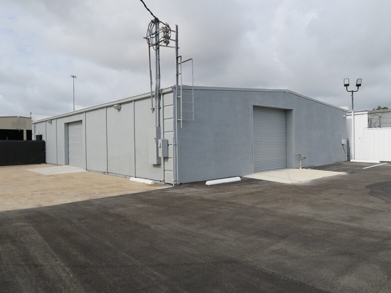 More Photos Of 5828 Star Ln, Houston Service For Lease