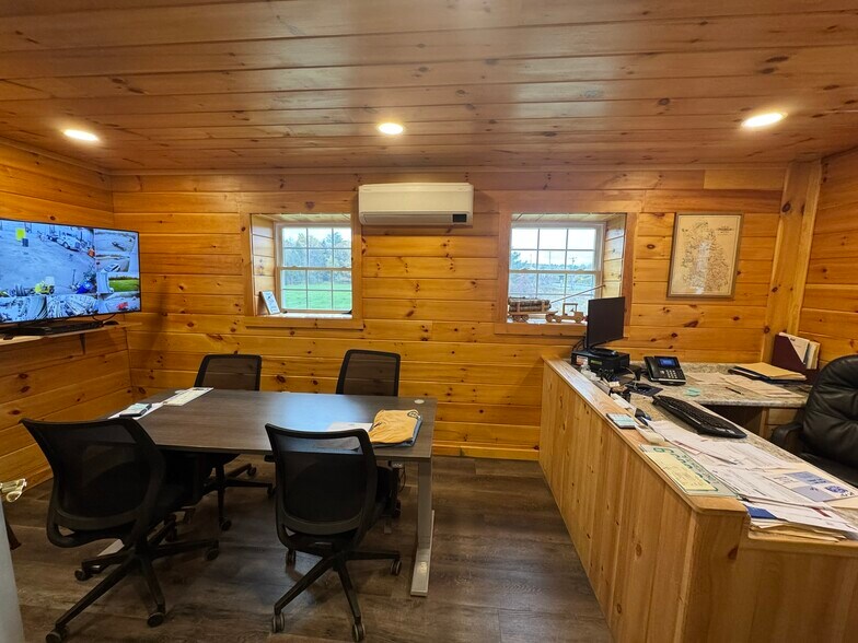 More Photos Of 162 Hinckley Rd, Clinton Industrial For Sale