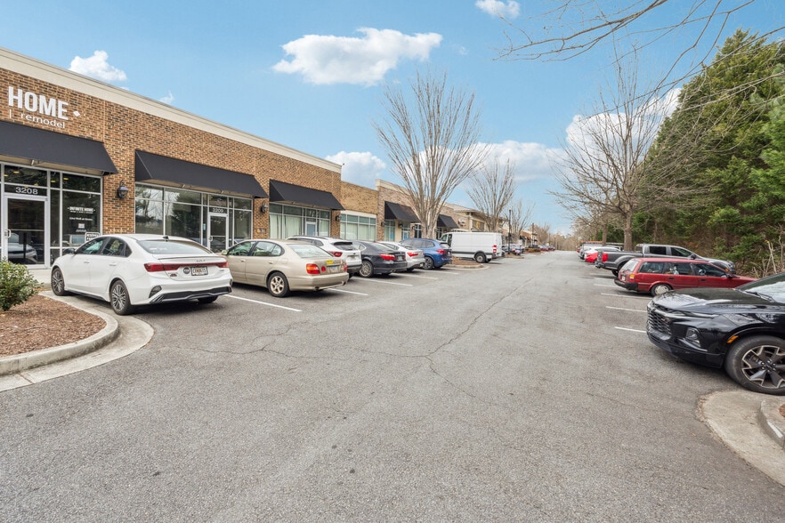 More Photos Of 1300 Peachtree Industrial Blvd, Suwanee Storefront Retail Office For Sale