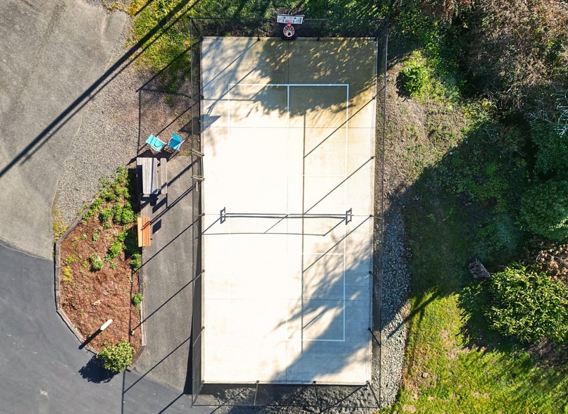 More Photos Of 15765 Oregon Coast hwy, Brookings Multifamily For Sale