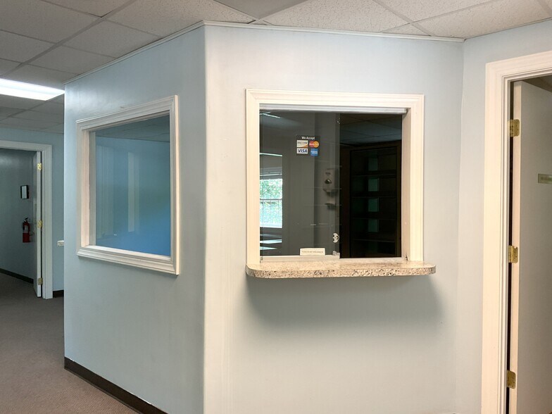 More Photos Of 3713 Richfield Rd, Greensboro Religious Facility For Lease