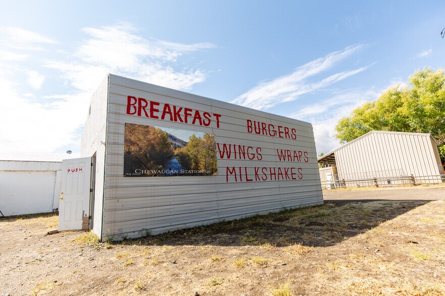 More Photos Of 331 OR-31, Paisley Restaurant For Sale