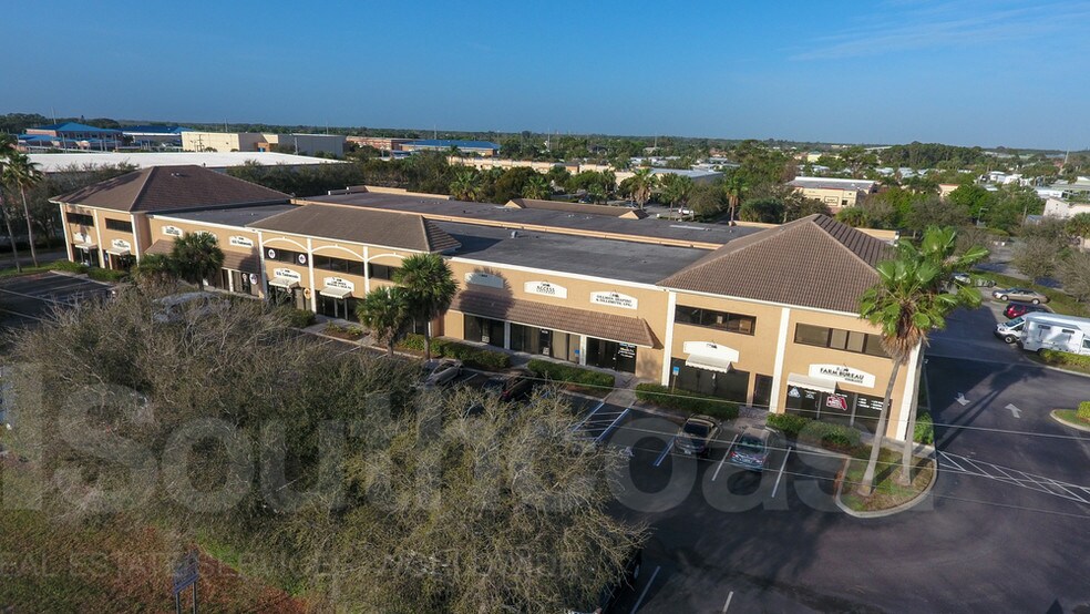 More Photos Of 2602-2630 SE Willoughby Blvd, Stuart Medical For Lease