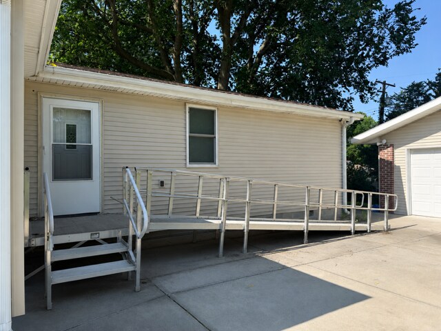 More Photos Of 3929 Lewis Ave, Lincoln Specialty For Sale