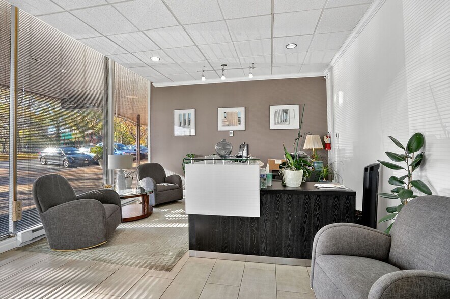 More Photos Of 1011-1121 Arlington Blvd, Arlington Apartments For Lease