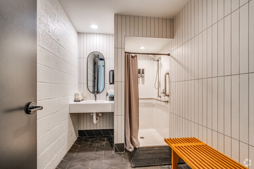 More Photos Of 2101 Pearl St, Boulder Coworking Space