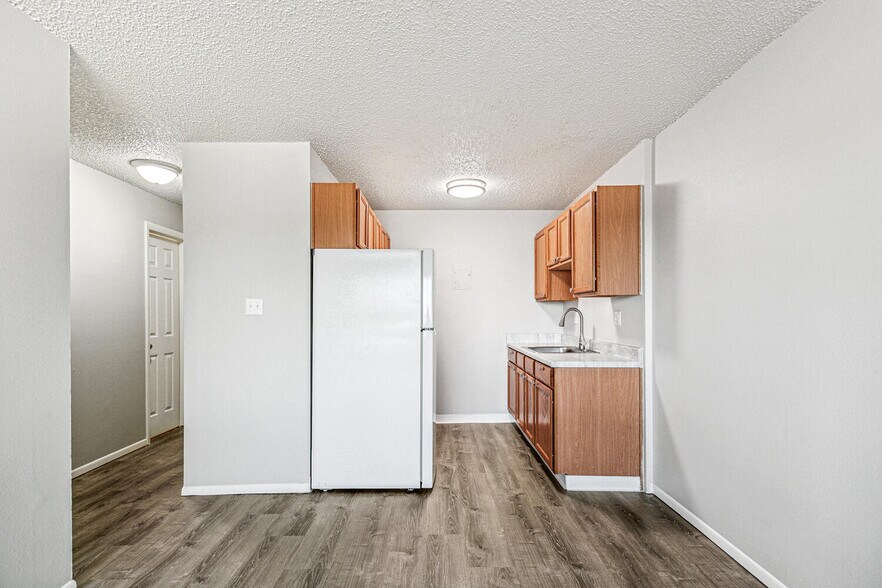 More Photos Of 2475-2503 Hancock Expy, Colorado Springs Apartments For Sale