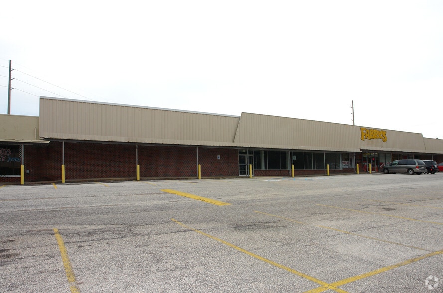 More Photos Of 5301 Moffett Rd, Mobile Unknown For Lease