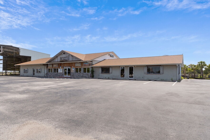 More Photos Of 5000 Calienta St, Hernando Beach Marina For Sale