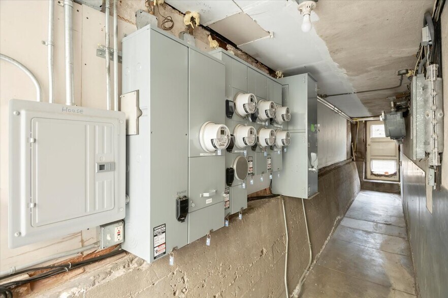 More Photos Of 190 27th Ave, San Francisco Apartments For Sale