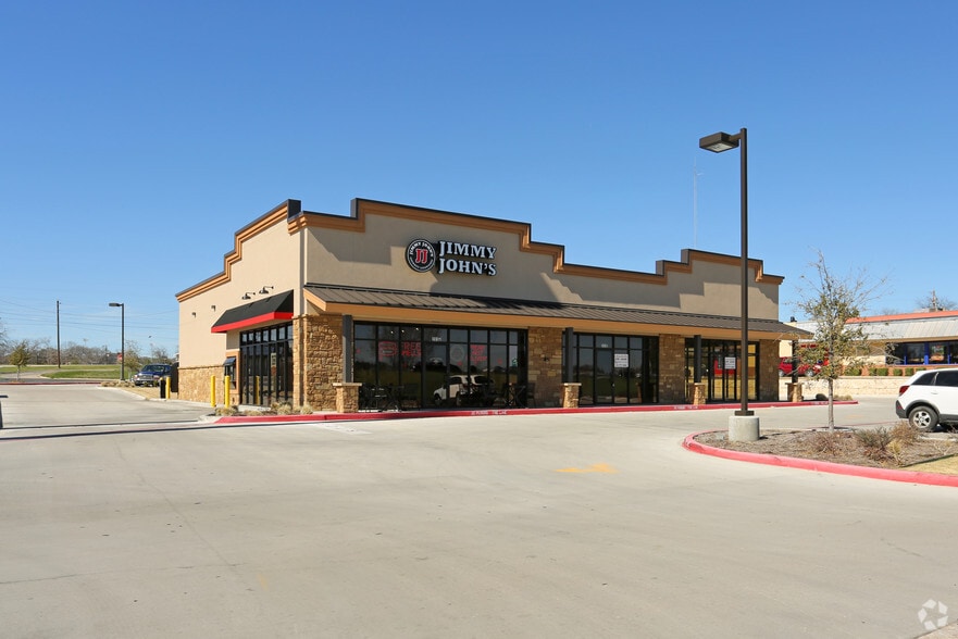 More Photos Of 203 N IH 35, Belton Freestanding For Lease