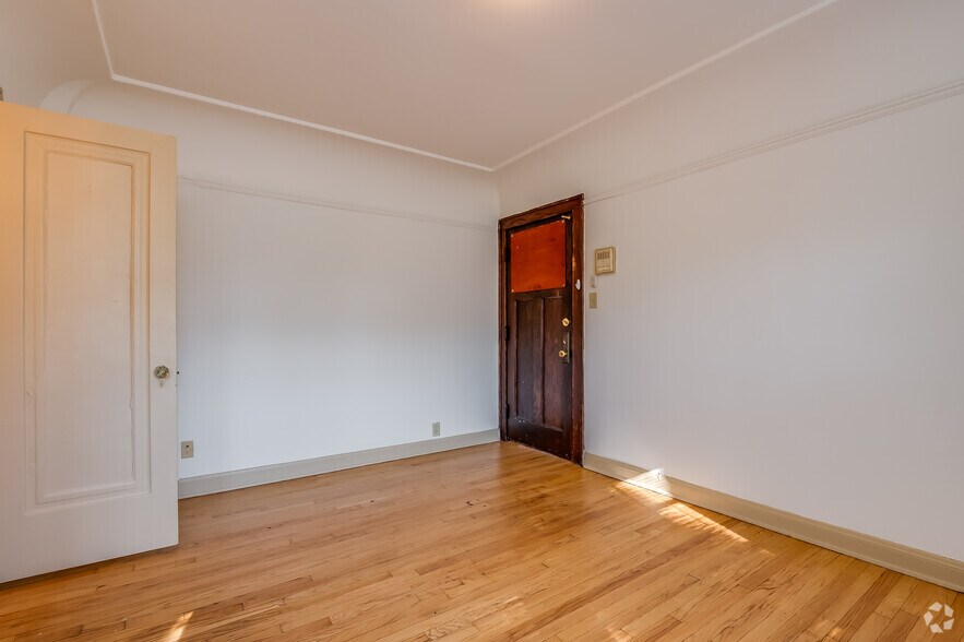 More Photos Of 1835 N 2nd St, Milwaukee Apartments For Sale