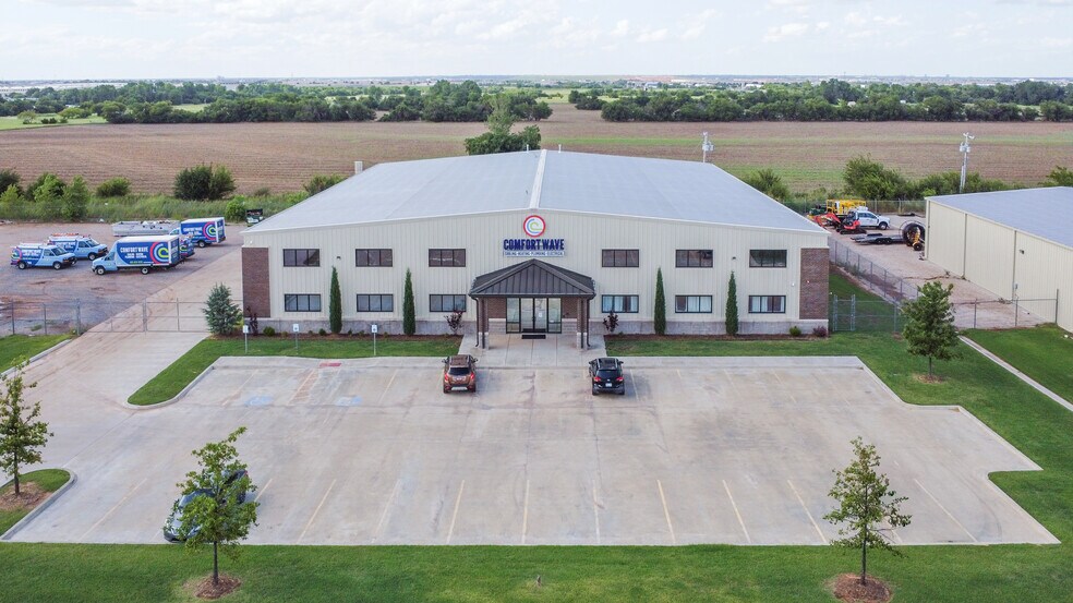 More Photos Of 7313 SW 67th St, Oklahoma City Warehouse For Lease
